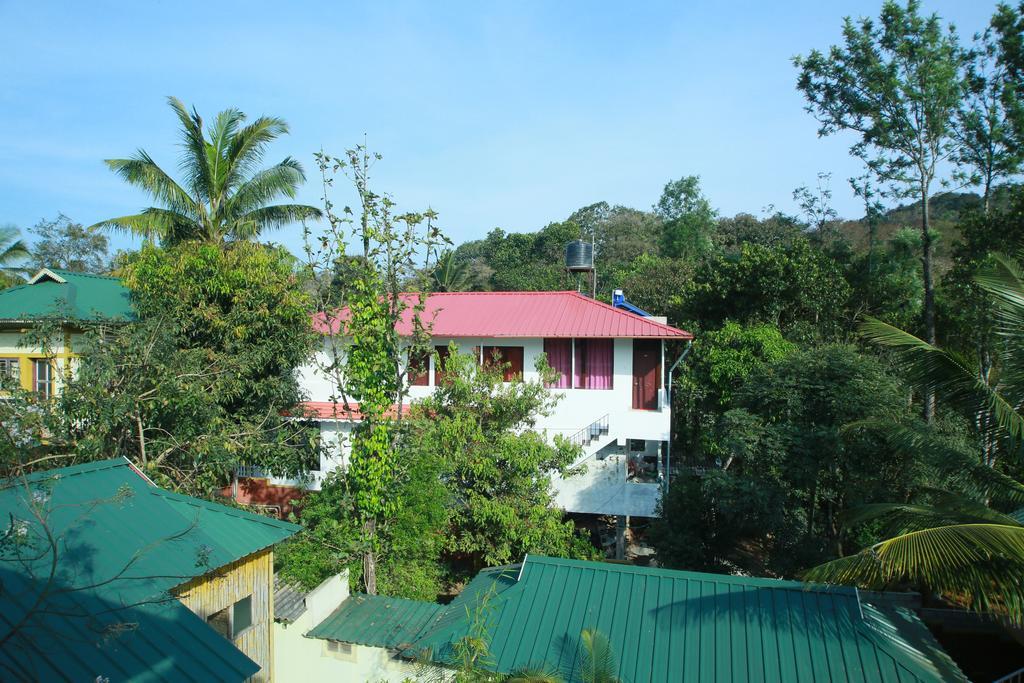 Green Leaf Home Stay Thekkady Exteriör bild